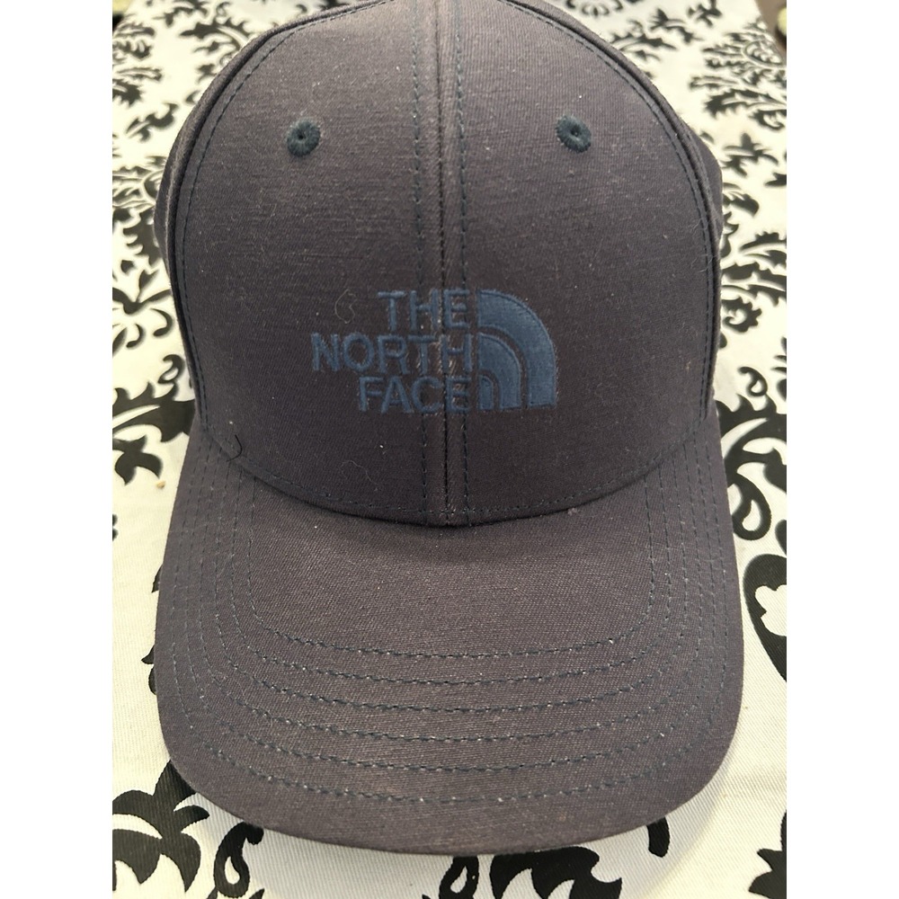 The North Face Mesh Snapback Trucker Hat Cap Adjustable One‎ Size Gray Nice